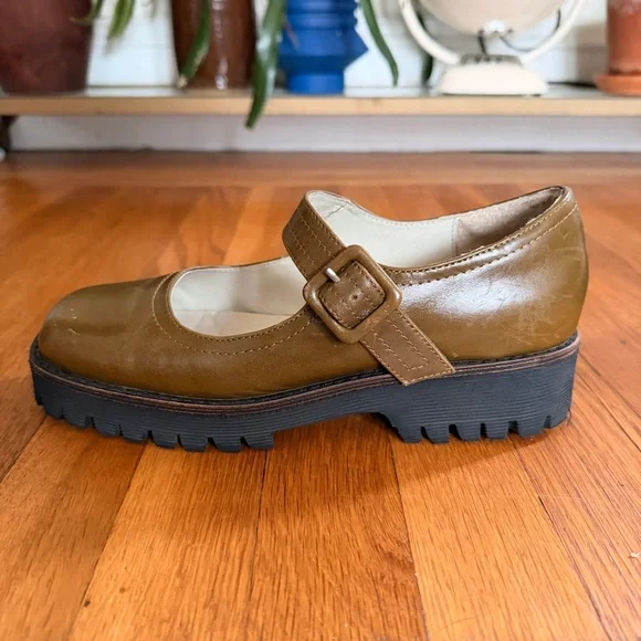 INTENTIONALLY BLANK Olive Mary Jane Flats - Picture 6 of 9